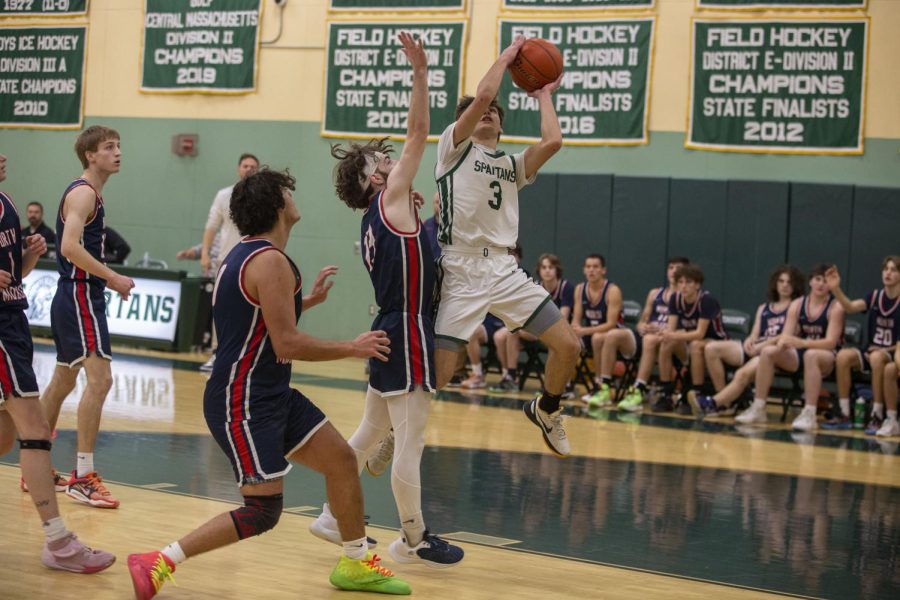 Winter sports at Oakmont head into playoffs-