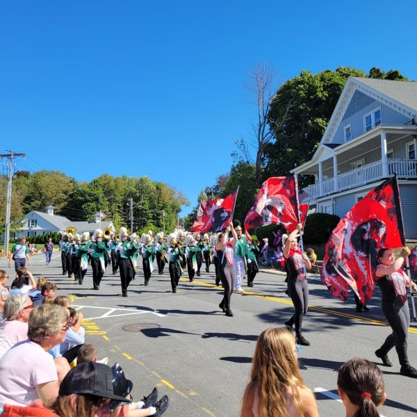 Oakmont Overlook Marching Spartans in Gardner Centennial Parade