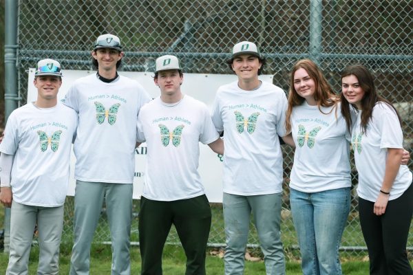 Oakmont Baseball Hosts Their First Morgans Message Game
