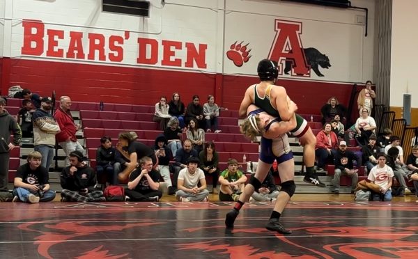 Caleb Livergood Represents Oakmont at Athol Bears Wrestling Invitational