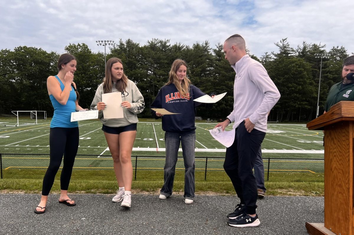 Undergraduate Awards Handed Out On Last Full Day of School