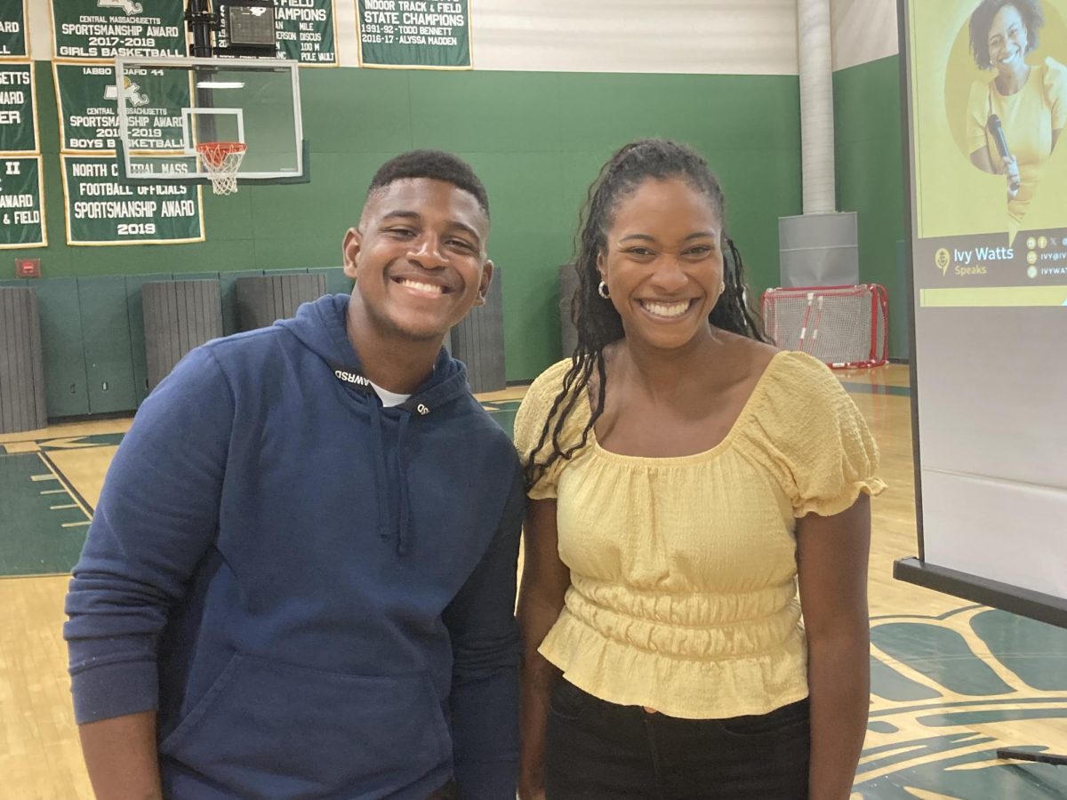 Oakmont Literacy Day: Guest Speaker Ivy Watson and Faculty-led Activities Help Students Strive Toward Wellness