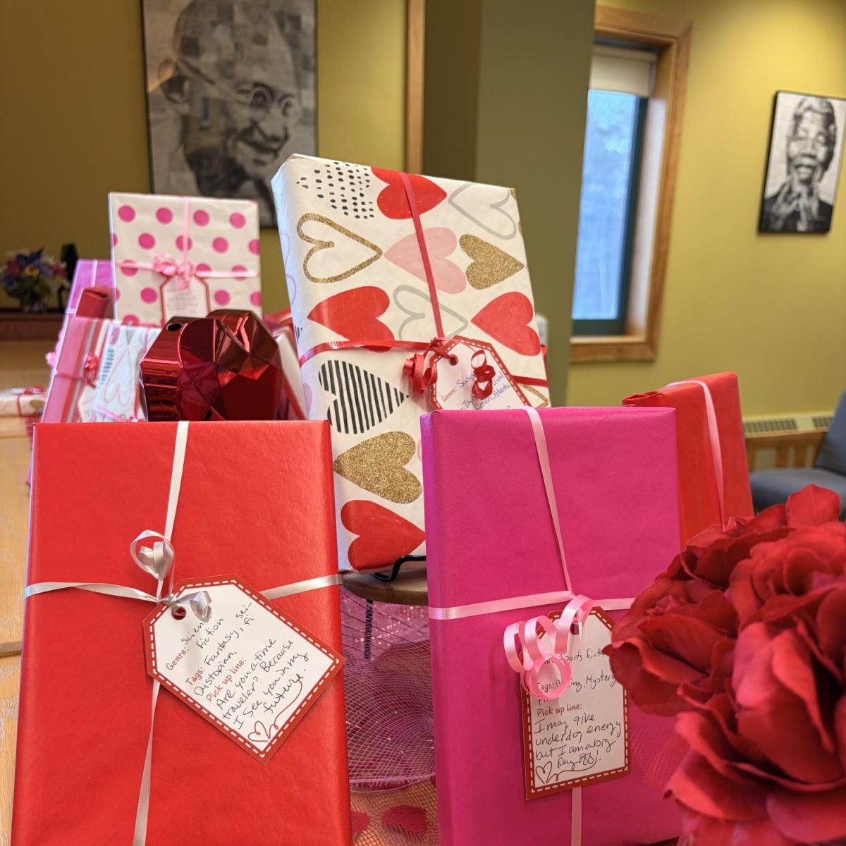 Blind date with a book in the library!