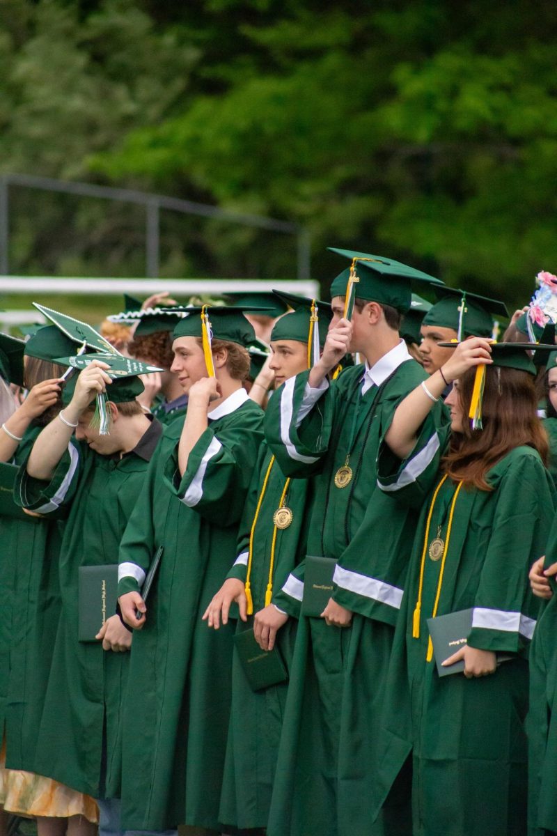 Oakmont Class of 2026 turns their tassels to transition into the next chapter of their lives.